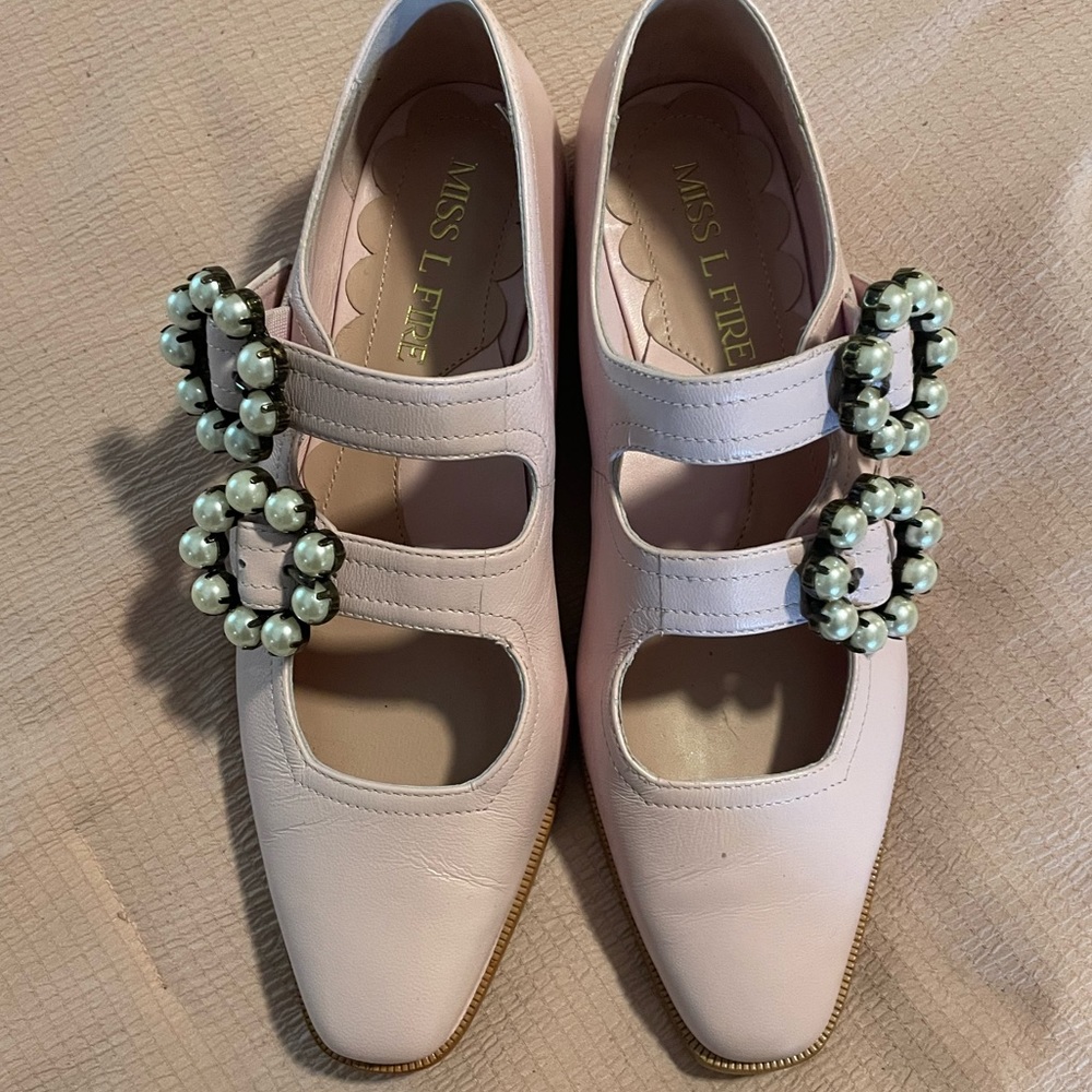 Miss L Fire Flats Size 6